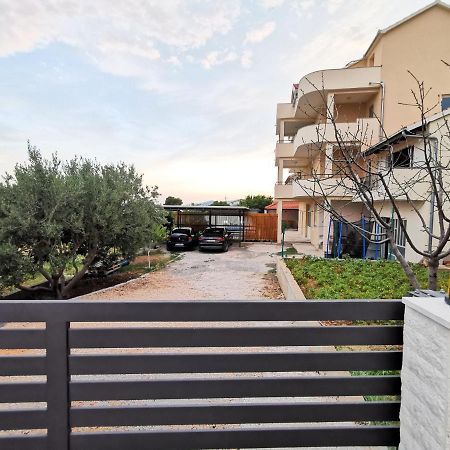 A4 Apartmani Kevic Kaštela Extérieur photo