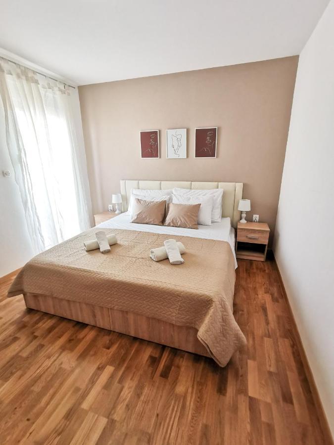 A4 Apartmani Kevic Kaštela Extérieur photo