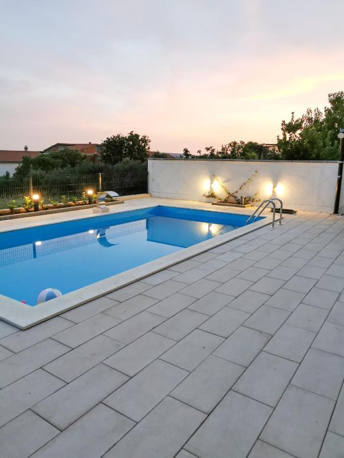 A4 Apartmani Kevic Kaštela Extérieur photo