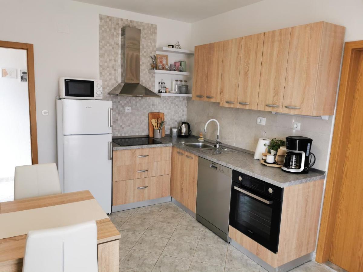 A4 Apartmani Kevic Kaštela Extérieur photo